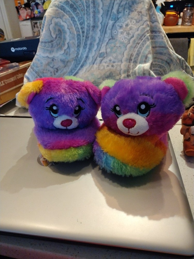 Build A Bear Childrens Rainbow House Slippers Size s 13/1 good shape